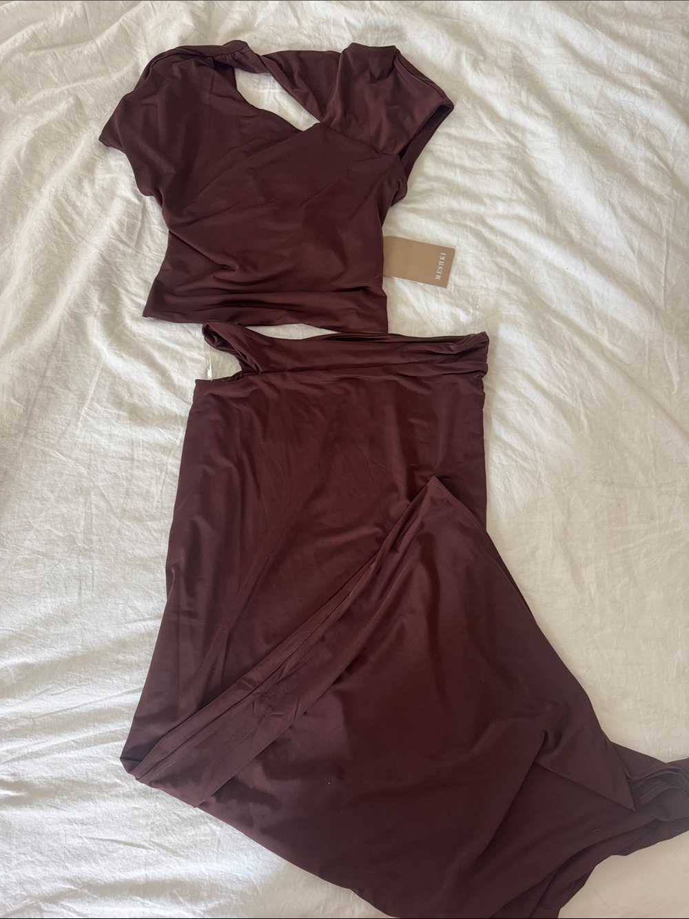 NEW MESHKI Haven Skirt & Top Set - Picture 2 of 5